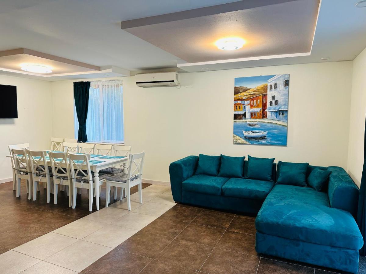 Villa Holiday 巴尔奇克 外观 照片